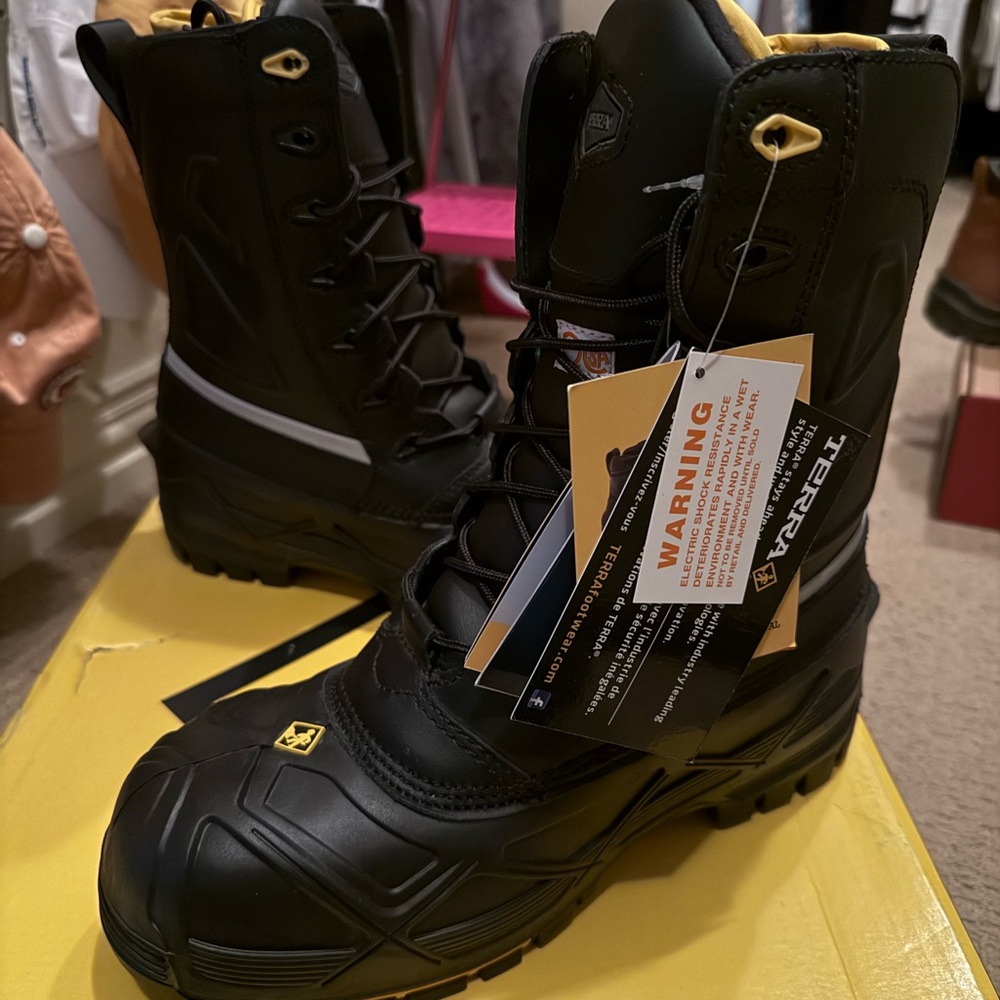 Baffin Black and Yellow Terra Work Boots